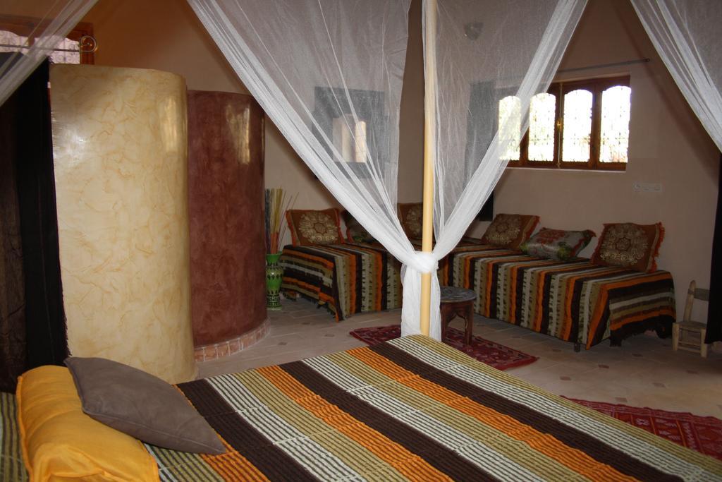 Hotel Dar Pienatcha Zagora Habitación foto